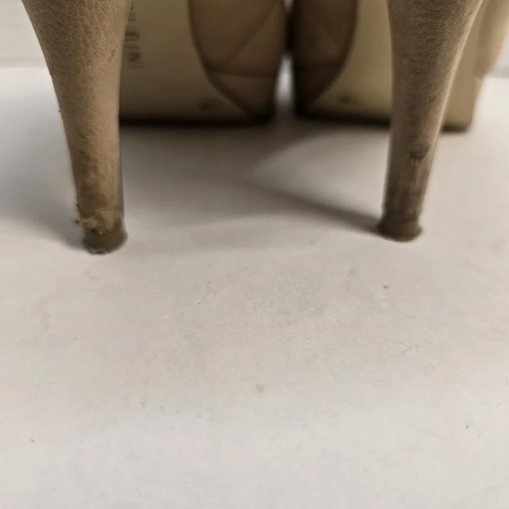 Gianni Bini Tan Suede Rhinestone Embellished Platform Pumps Heels Womens 7.5M